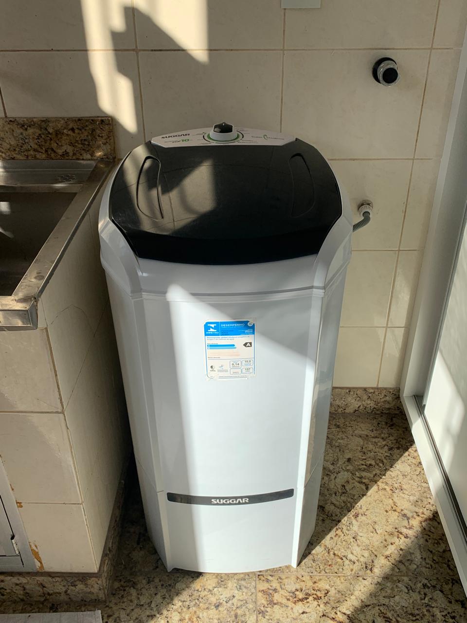 SDPM-0047 | LAVADORA