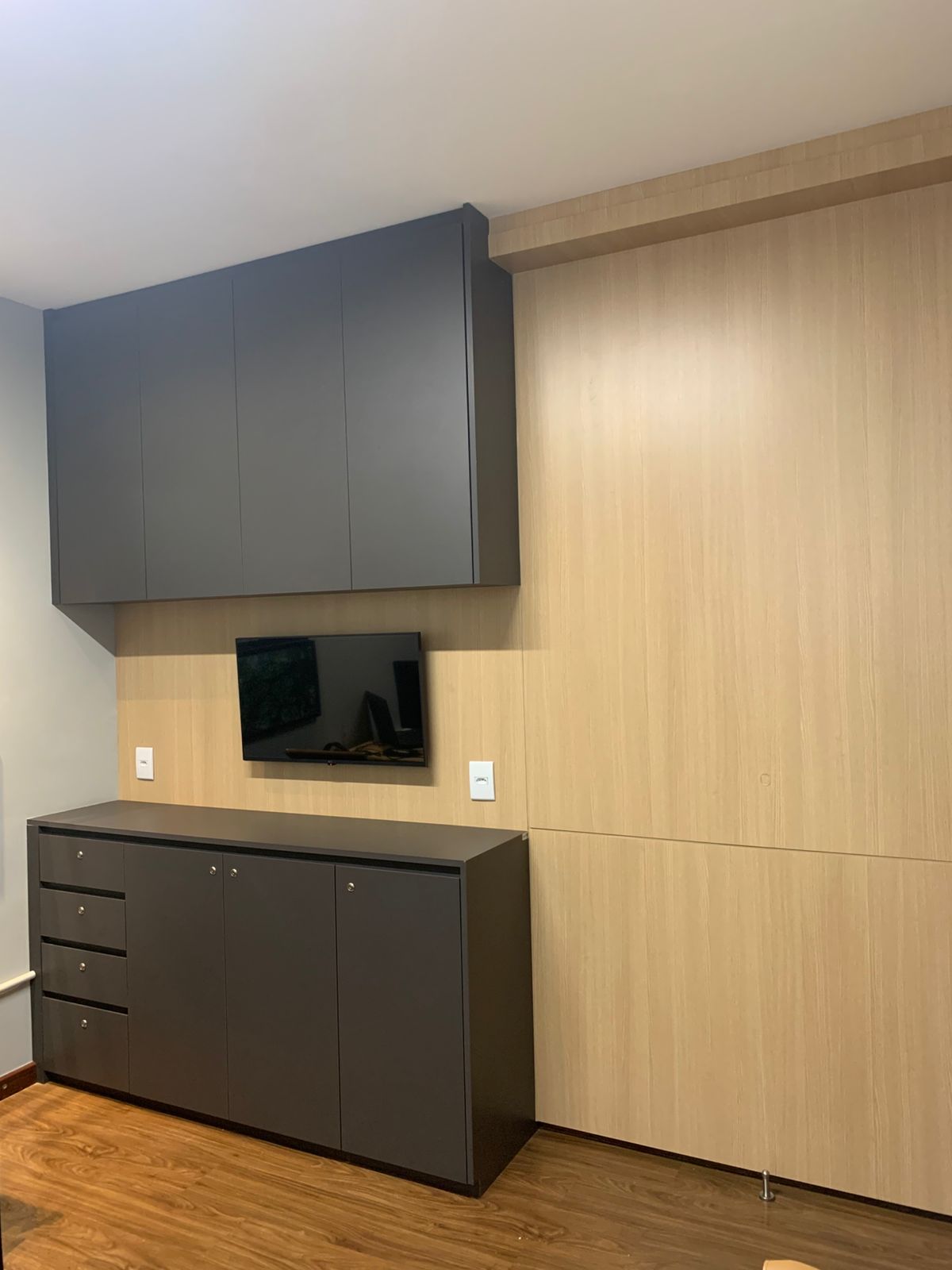 SDPM-0149 | ARMÁRIO E PAINEL